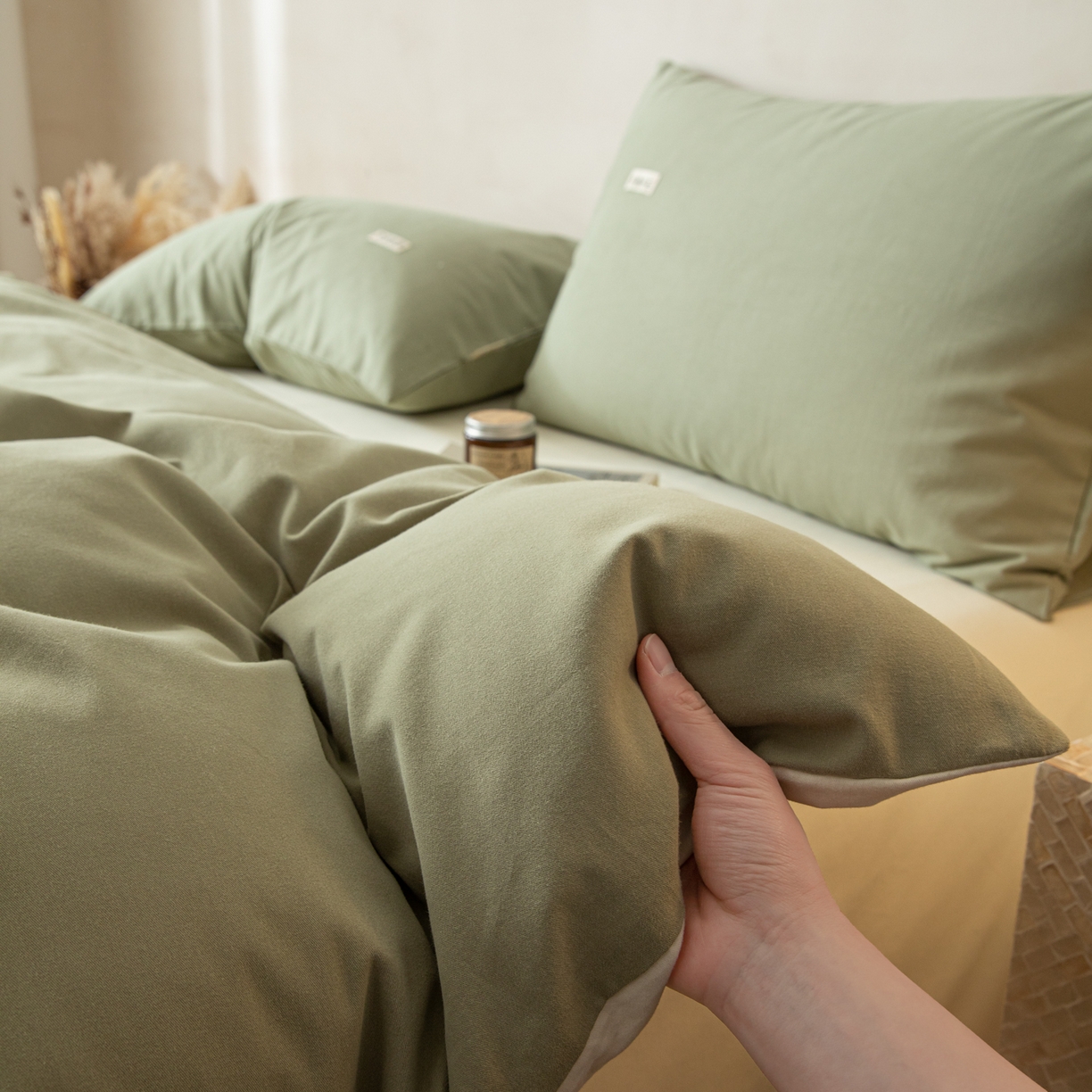 91家纺网 家纺一手货源 找家纺 眠博士 2026新款A类纯色全棉磨毛四件套-陶瓷 套件-陶瓷草绿+奶白