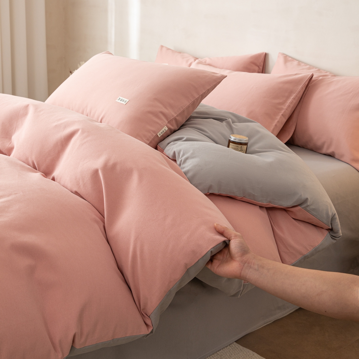 91家纺网 家纺一手货源 找家纺 眠博士 2026新款A类纯色全棉磨毛四件套-陶瓷 套件-陶瓷豆沙+浅灰