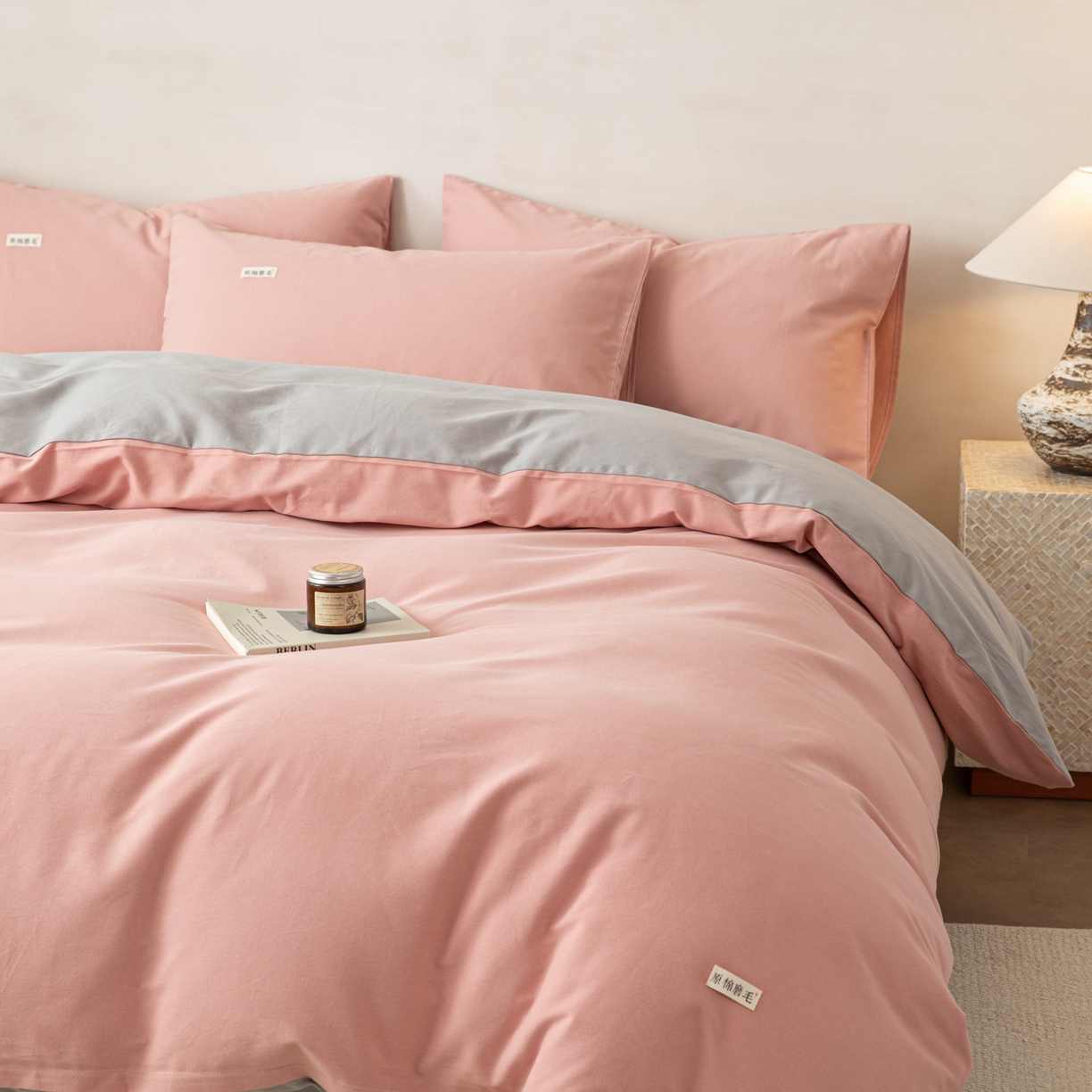 91家纺网 家纺一手货源 找家纺 眠博士 2026新款A类纯色全棉磨毛四件套-陶瓷 套件-陶瓷豆沙+浅灰