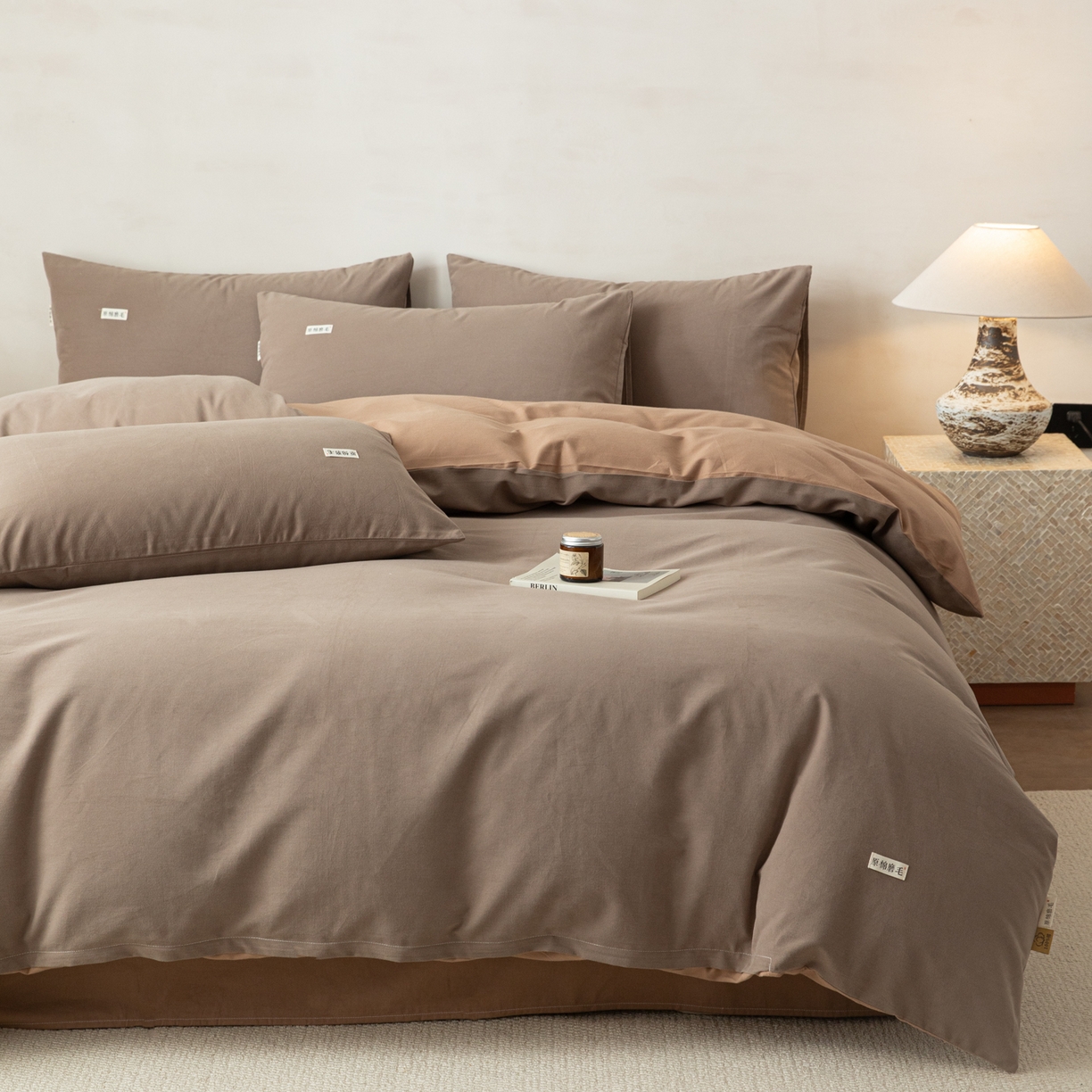 91家纺网 家纺一手货源 找家纺 眠博士 2026新款A类纯色全棉磨毛四件套-陶瓷 套件-陶瓷咖+卡其