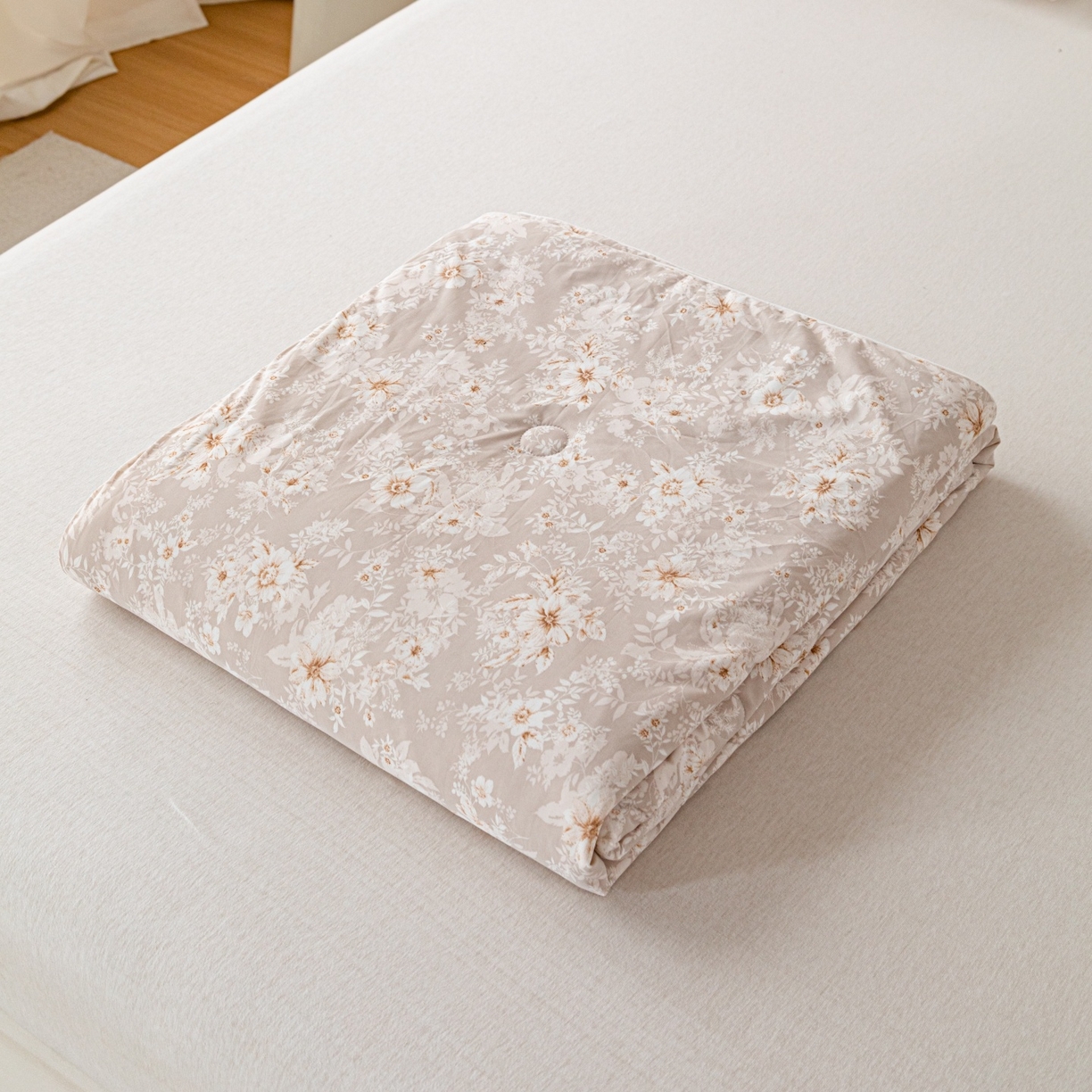 91家纺网 家纺一手货源 找家纺 亿莱鑫 2026春夏新款数码印花仿锦氨夏被夏凉被空调被 星落繁花