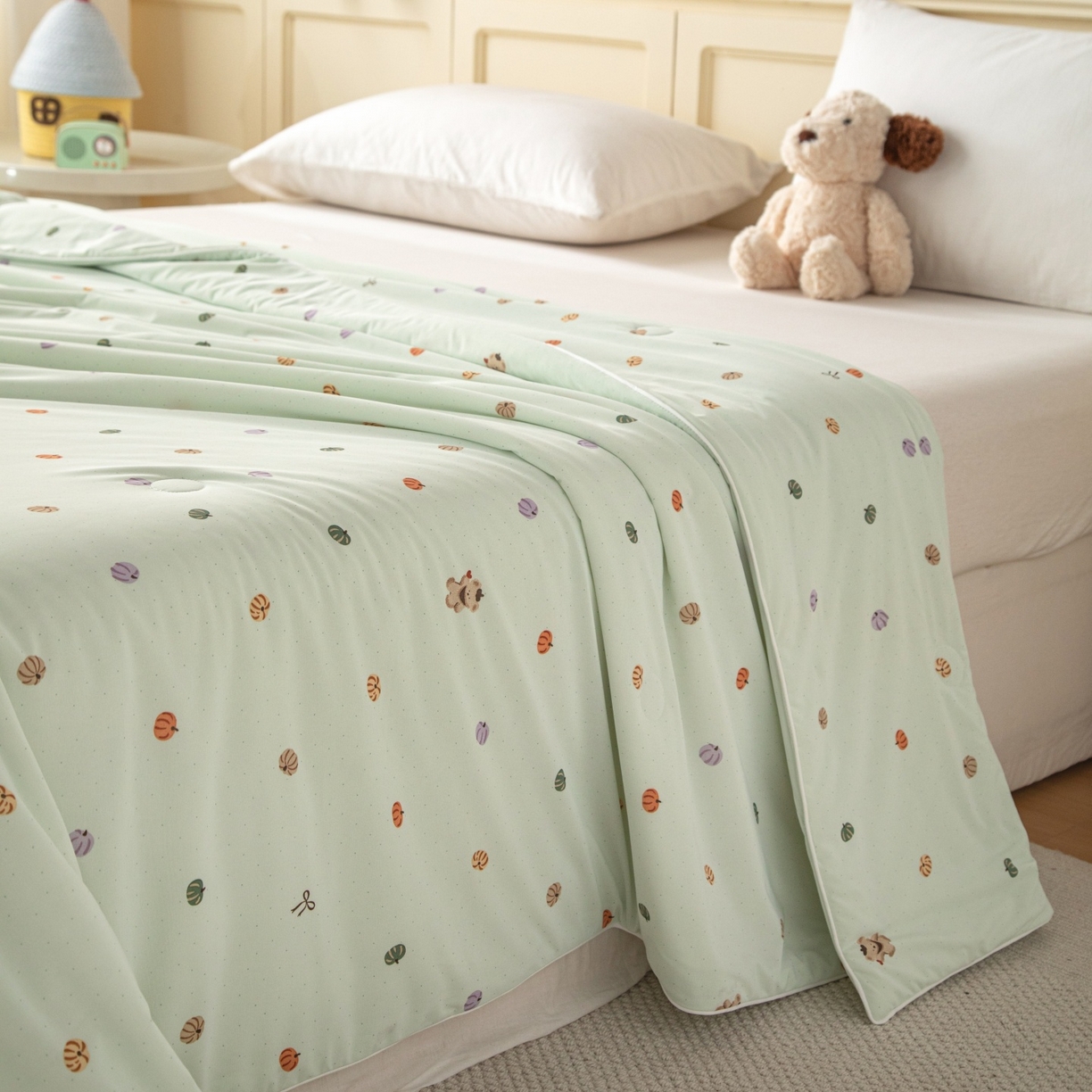 91家纺网 家纺一手货源 找家纺 亿莱鑫 2026春夏新款数码印花仿锦氨夏被夏凉被空调被 可爱南瓜