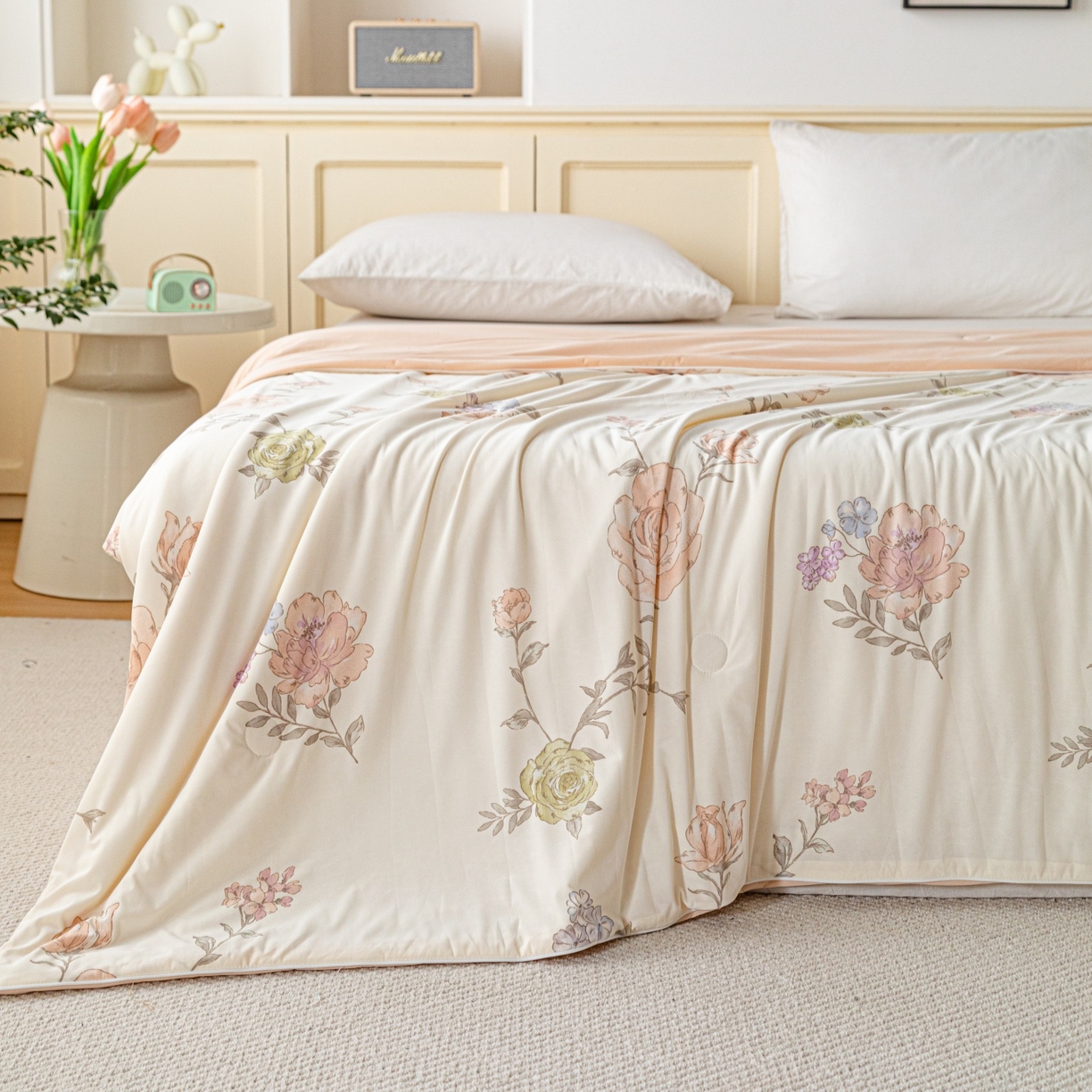 91家纺网 家纺一手货源 找家纺 亿莱鑫 2026春夏新款数码印花仿锦氨夏被夏凉被空调被 浅夏蔷薇