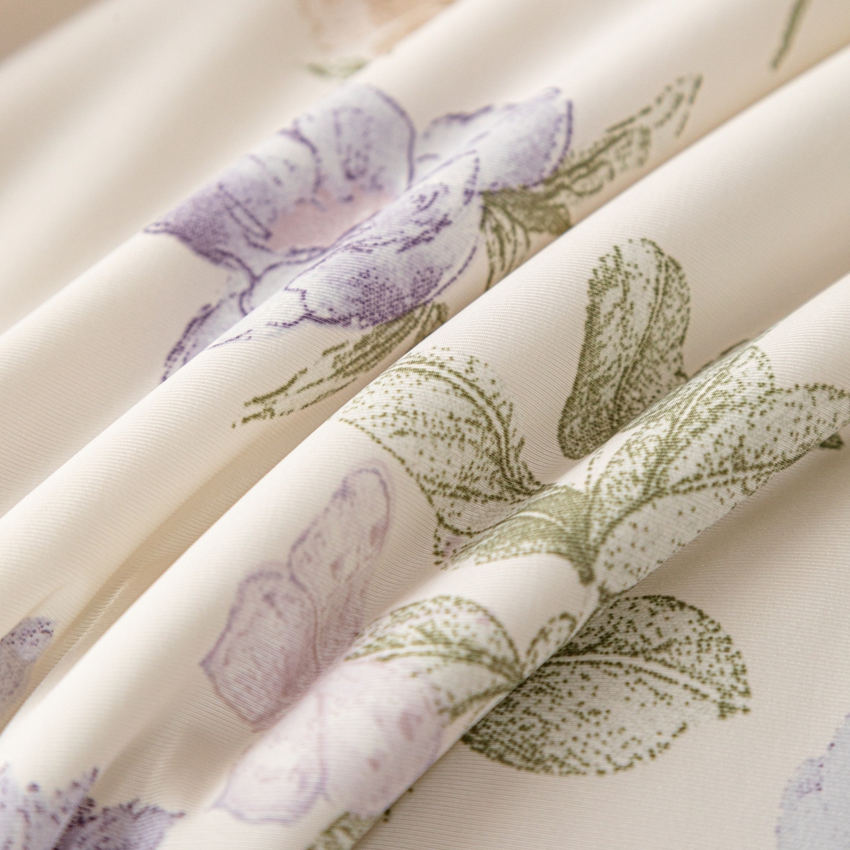 91家纺网 家纺一手货源 找家纺 亿莱鑫 2026春夏新款数码印花仿锦氨夏被夏凉被空调被 花漾漫语