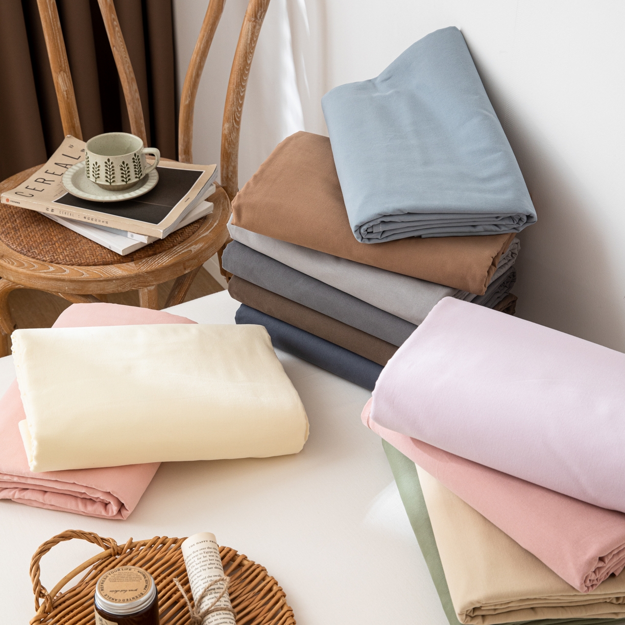 91家纺网 家纺一手货源 找家纺 眠博士 2026新款A类纯色全棉磨毛四件套-陶瓷 创意叠拍