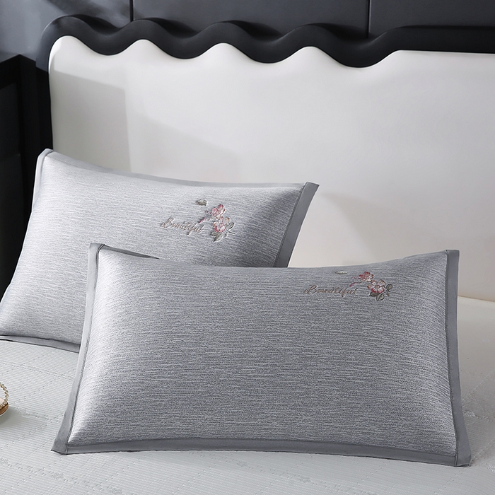 91家纺网 家纺一手货源 找家纺 小牛席业 2026新款夏日花语冰丝夏凉枕套 灰色