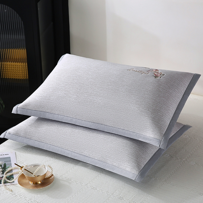 91家纺网 家纺一手货源 找家纺 小牛席业 2026新款夏日花语冰丝夏凉枕套 香槟