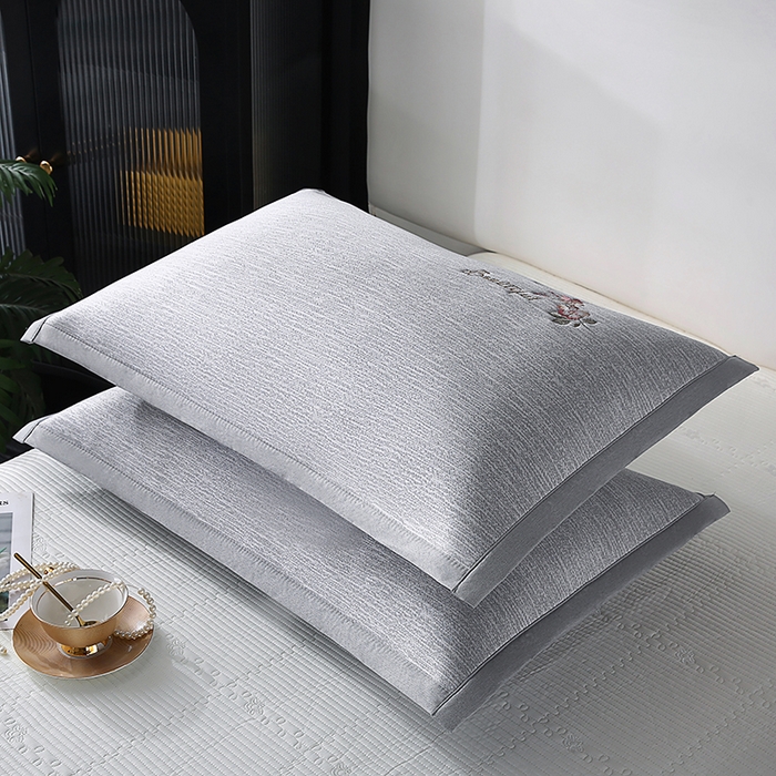 91家纺网 家纺一手货源 找家纺 小牛席业 2026新款夏日花语冰丝夏凉枕套 灰色