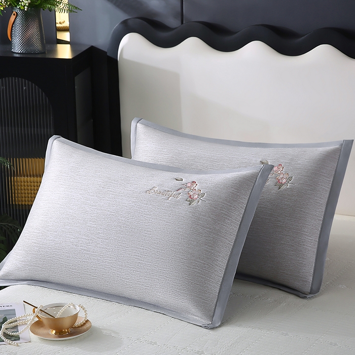 91家纺网 家纺一手货源 找家纺 小牛席业 2026新款夏日花语冰丝夏凉枕套 香槟