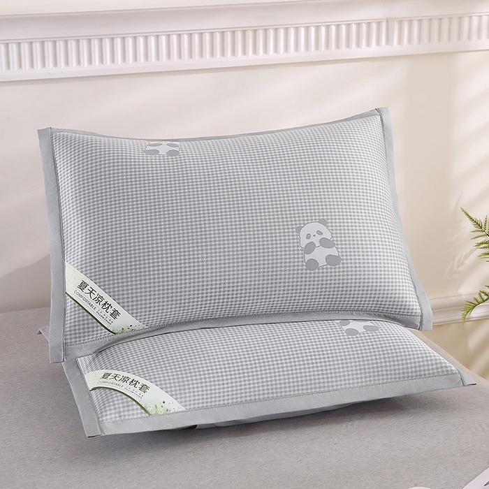 91家纺网 家纺一手货源 找家纺 小牛席业 2026新款熊猫格纹提花冰丝夏凉枕套 灰色