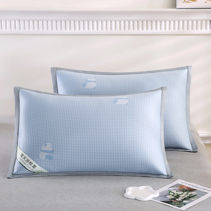 小牛席业 2026新款熊猫格纹提花冰丝夏凉枕套 蓝色