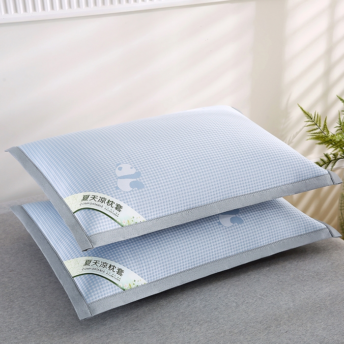 91家纺网 家纺一手货源 找家纺 小牛席业 2026新款熊猫格纹提花冰丝夏凉枕套 蓝色
