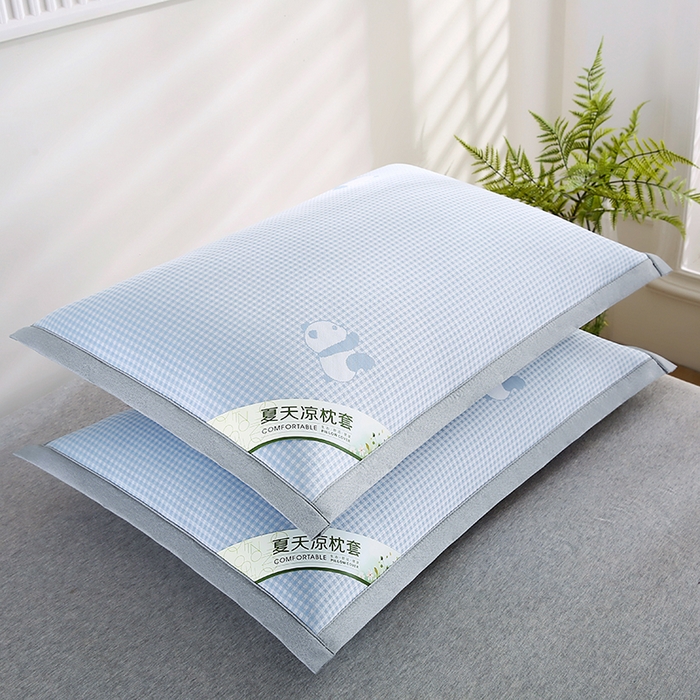 91家纺网 家纺一手货源 找家纺 小牛席业 2026新款熊猫格纹提花冰丝夏凉枕套 蓝色