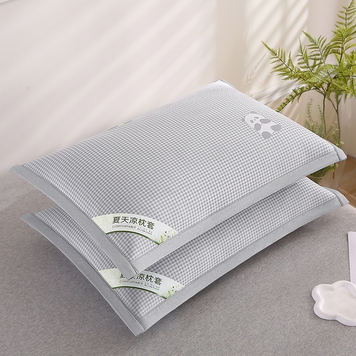 91家纺网 家纺一手货源 找家纺 小牛席业 2026新款熊猫格纹提花冰丝夏凉枕套 灰色