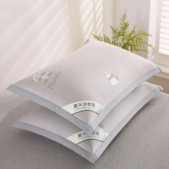 91家纺网 家纺一手货源 找家纺 小牛席业 2026新款熊猫格纹提花冰丝夏凉枕套 香槟