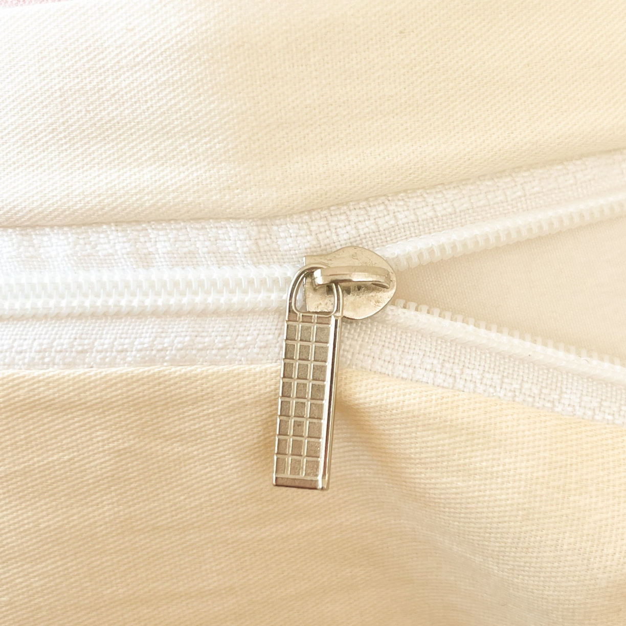 91家纺网 家纺一手货源 找家纺 博雅 2026新款蜡笔小新正版授权全棉纯棉大版枕套单品枕套枕套单件 大版-蜡笔小新家族