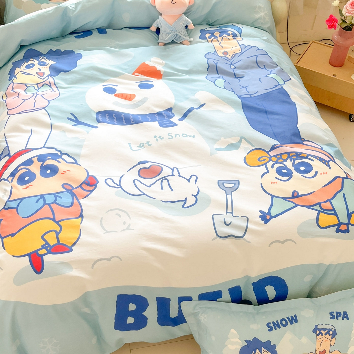 91家纺网 家纺一手货源 找家纺 博雅 2026新款蜡笔小新正版授权全棉纯棉大版枕套单品枕套枕套单件 大版-顽皮冬日小新