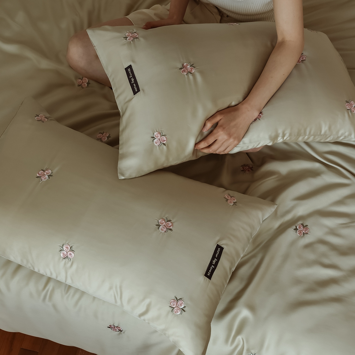 91家纺网 家纺一手货源 找家纺 （总）初拾 2026新款60支进口奥地利兰精天丝四件套-玫瑰少女