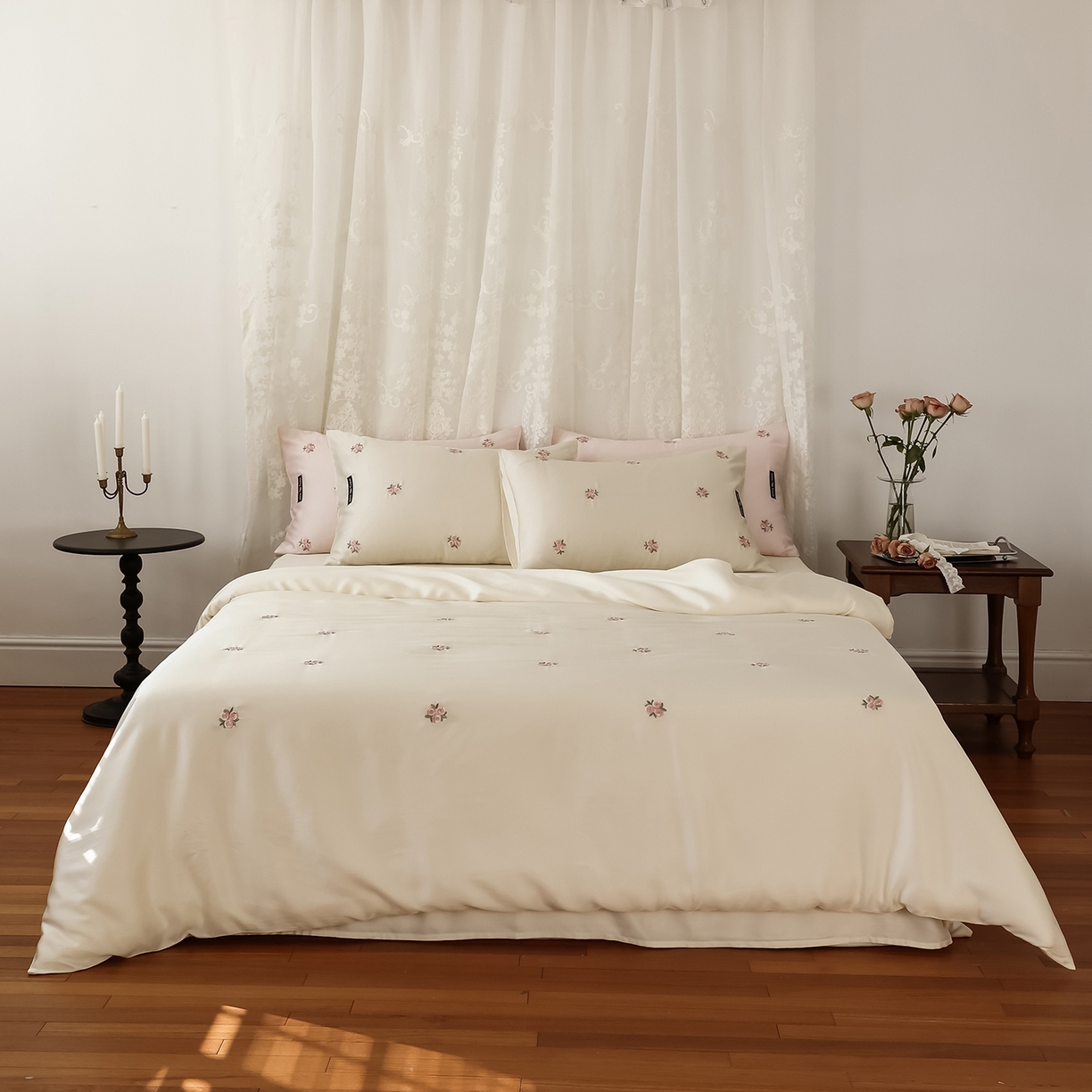 91家纺网 家纺一手货源 找家纺 初拾 2026新款60支进口奥地利兰精天丝四件套-玫瑰少女 玫瑰少女-月光白