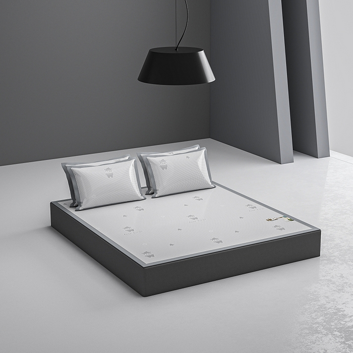 91家纺网 家纺一手货源 找家纺 小牛席业 2026新款【建模风格】双PE高凉感-韩版小熊提花冰丝席席子凉席 灰色