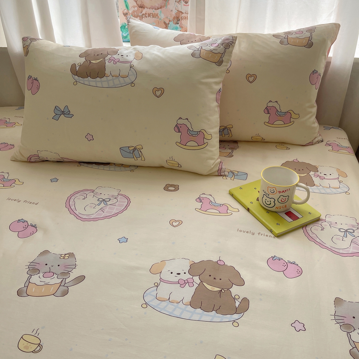 91家纺网 家纺一手货源 找家纺 六巷胡同 2026新款40支全棉13070INS卡通全棉单品枕套 狗狗轰趴记