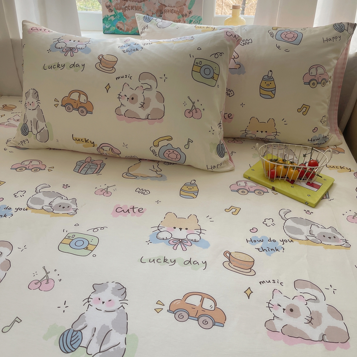 91家纺网 家纺一手货源 找家纺 六巷胡同 2026新款40支全棉13070INS卡通全棉单品枕套 猫咪聚会趴