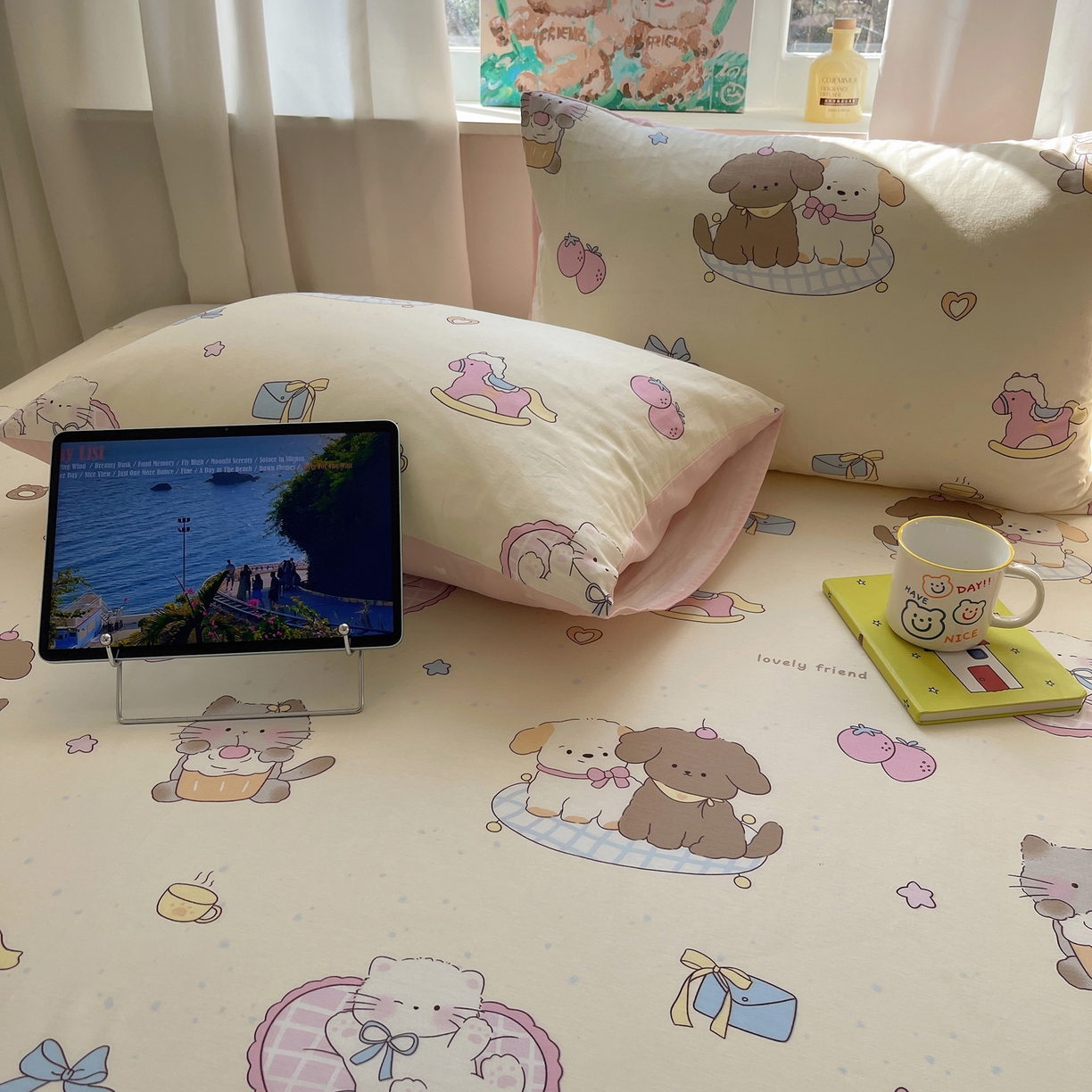 91家纺网 家纺一手货源 找家纺 六巷胡同 2026新款40支全棉13070INS卡通全棉单品枕套 狗狗轰趴记