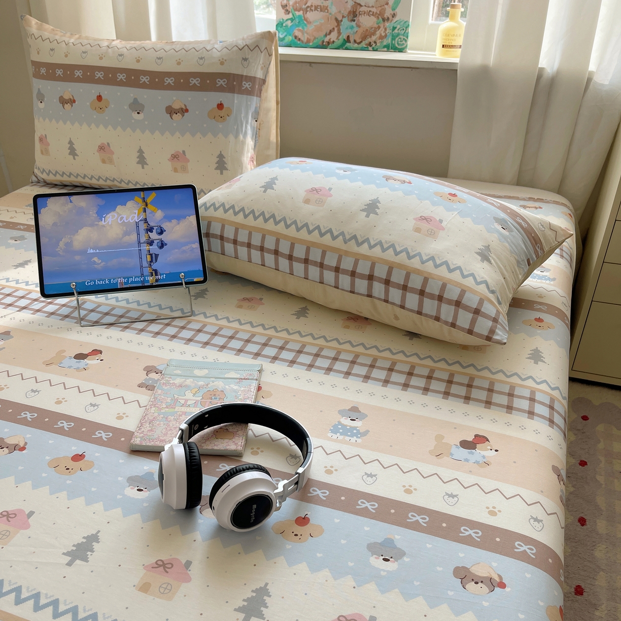 91家纺网 家纺一手货源 找家纺 六巷胡同 2026新款40支全棉13070INS卡通全棉单品枕套 费尔岛狗狗