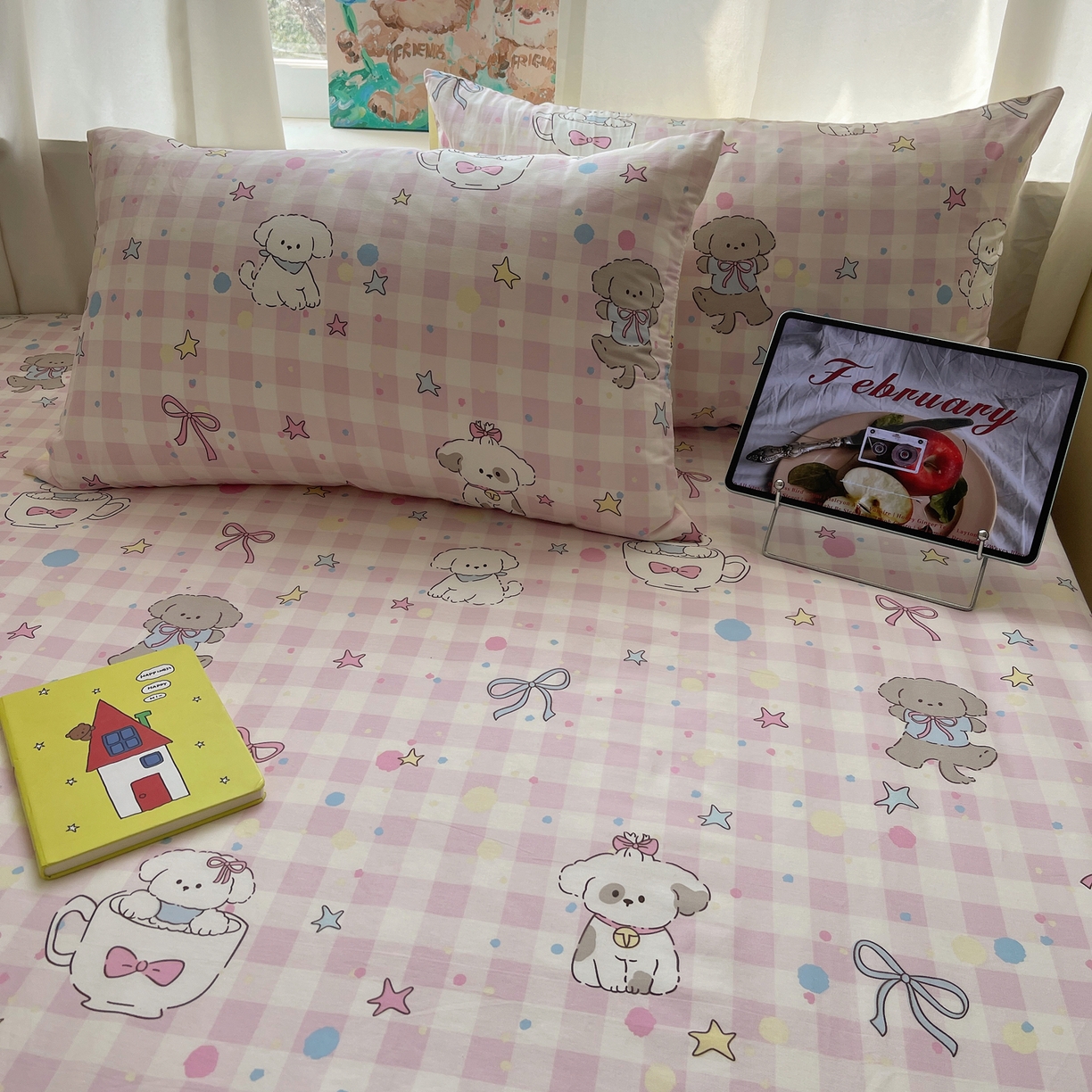 91家纺网 家纺一手货源 找家纺 六巷胡同 2026新款40支全棉13070INS卡通全棉单品枕套 粉格趣味犬