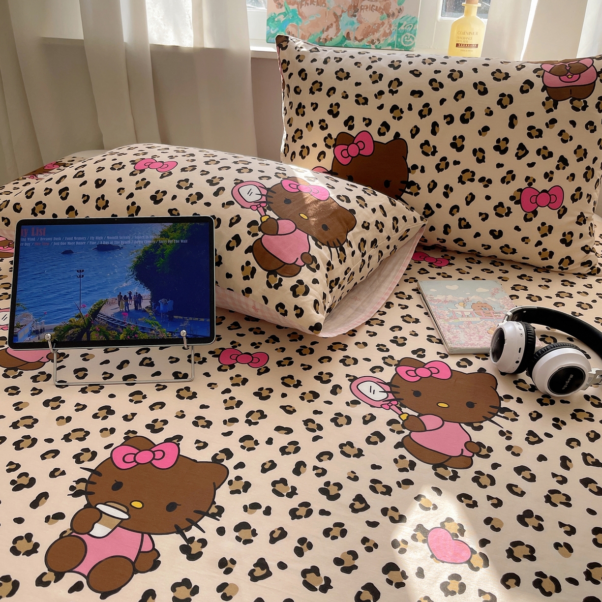 91家纺网 家纺一手货源 找家纺 六巷胡同 2026新款40支全棉13070INS卡通全棉单品枕套 豹纹黑皮猫