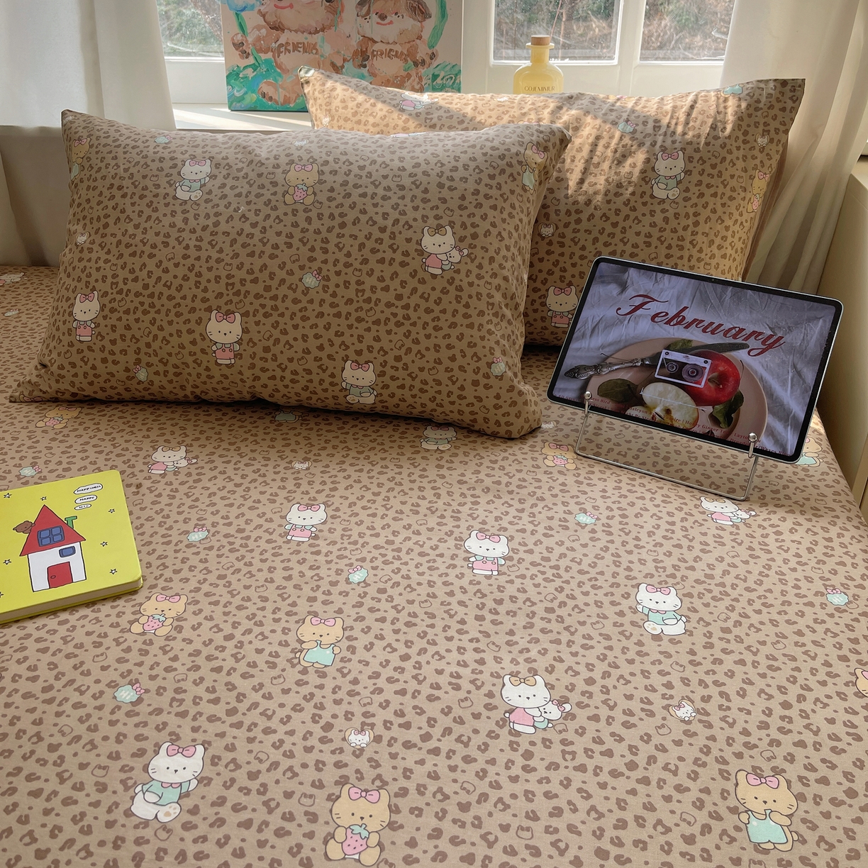 91家纺网 家纺一手货源 找家纺 六巷胡同 2026新款40支全棉13070INS卡通全棉单品枕套 咖豹纹喵喵