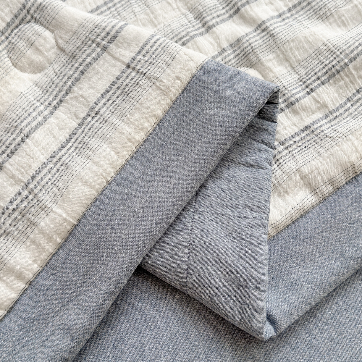 91家纺网 家纺一手货源 找家纺 （总）雯雨家纺 2026新款A类里外全棉皱皱纱新疆棉花夏被空调被