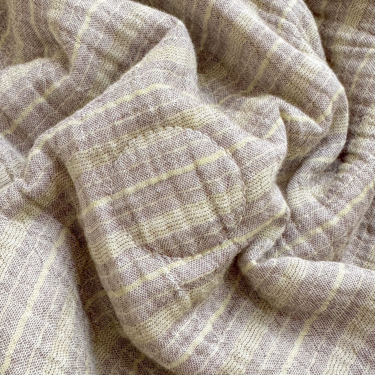 91家纺网 家纺一手货源 找家纺 雯雨家纺 2026新款A类里外全棉皱皱纱新疆棉花夏被空调被 米洛-松果褐