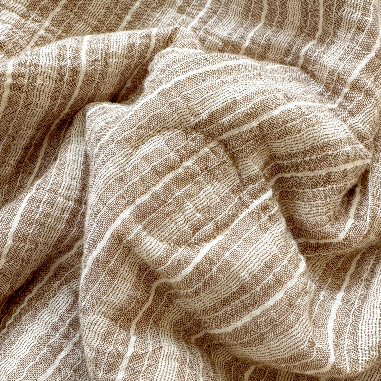 91家纺网 家纺一手货源 找家纺 雯雨家纺 2026新款A类里外全棉皱皱纱新疆棉花夏被空调被 米洛-亚麻综