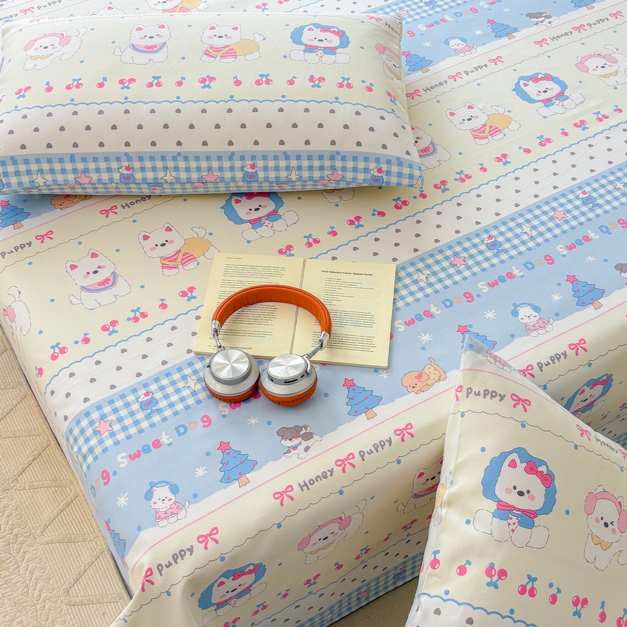 91家纺网 家纺一手货源 找家纺 青泽家纺 2025新款原棉标老粗布系列床单三件套 甜心小狗