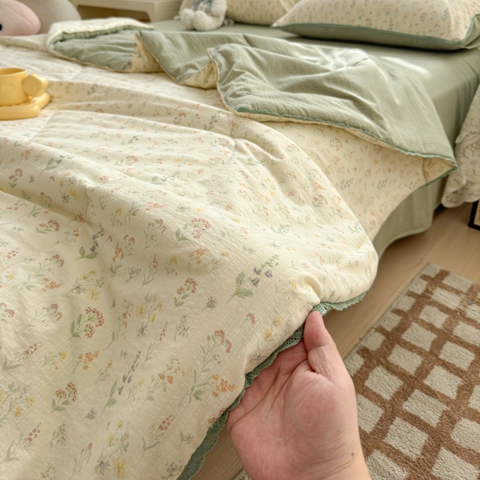 91家纺网 家纺一手货源 找家纺 （总）贝扬思家纺 2026新款云感双层纱抗菌花边夏被-晴风系列