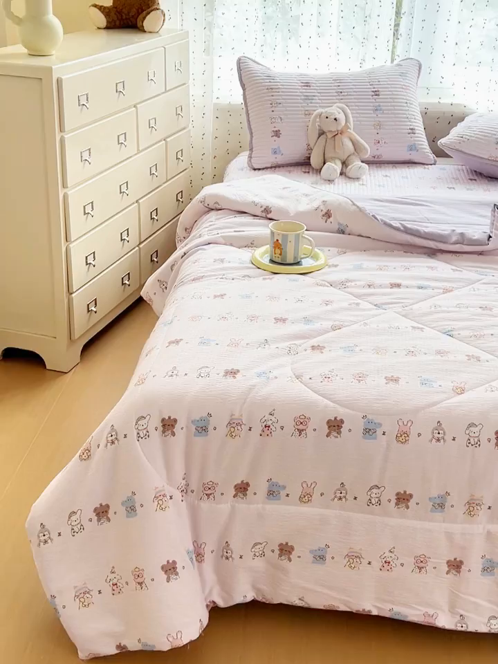 91家纺网 家纺一手货源 找家纺 （总）贝扬思家纺 2026新款云感双层纱7A抗菌夏被四件套系列-栀夏系列