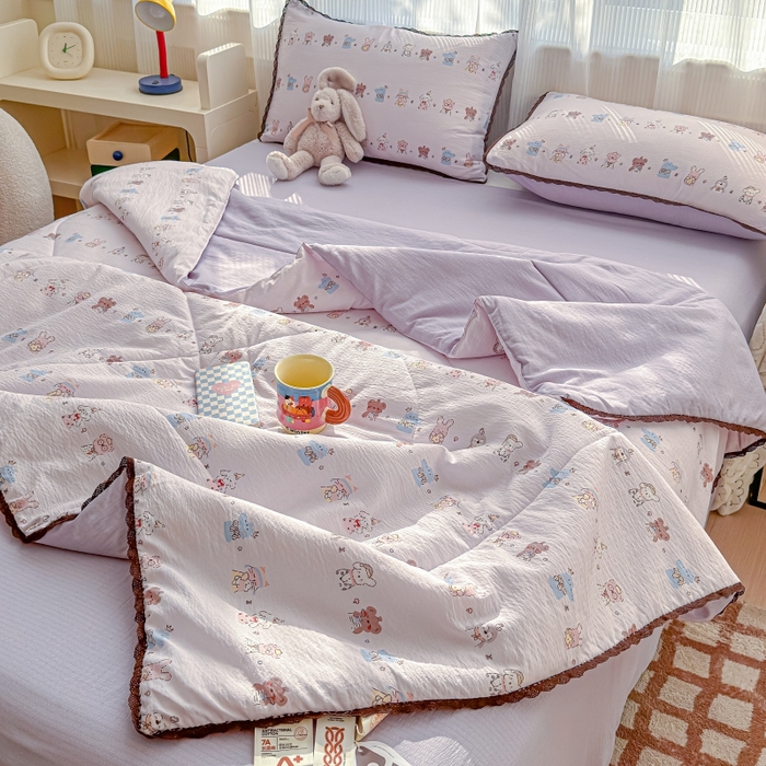 91家纺网 家纺一手货源 找家纺 贝扬思家纺 2026新款云感双层纱抗菌花边夏被-晴风系列 晴风-动物游园