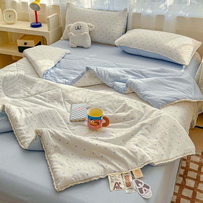 91家纺网 家纺一手货源 找家纺 贝扬思家纺 2026新款云感双层纱抗菌花边夏被-晴风系列 晴风-海盐汤圆