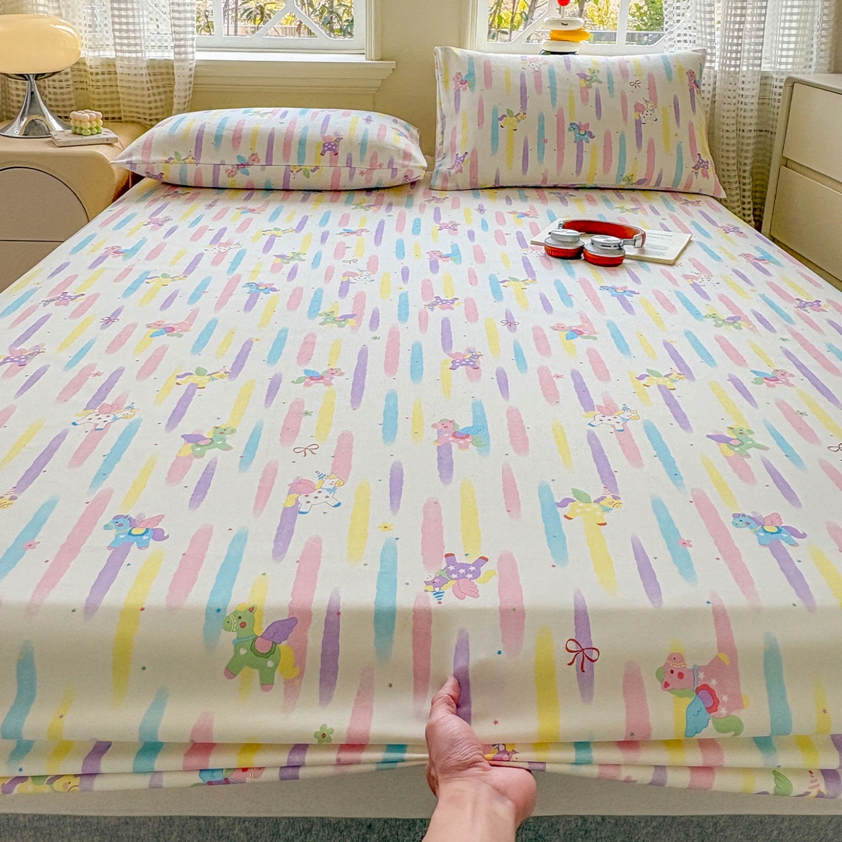 91家纺网 家纺一手货源 找家纺 青泽家纺 2025新款原棉老粗布床笠系列 彩虹小马