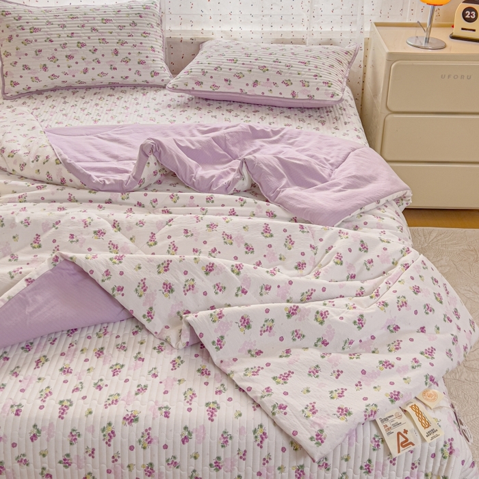 91家纺网 家纺一手货源 找家纺 （总）贝扬思家纺 2026新款云感双层纱7A抗菌夏被四件套系列-栀夏系列