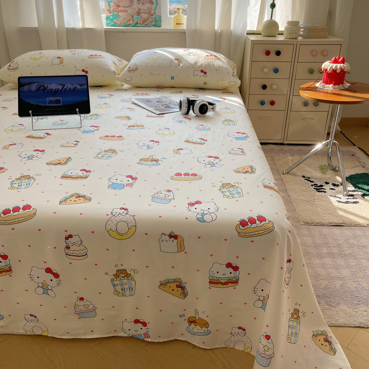 91家纺网 家纺一手货源 找家纺 六巷胡同 2026新款40支全棉13070INS卡通全棉单品床单 爱心汉堡喵