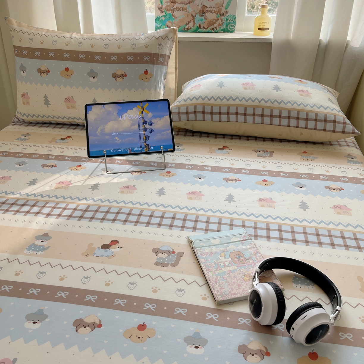 91家纺网 家纺一手货源 找家纺 六巷胡同 2026新款40支全棉13070INS卡通全棉单品床单 费尔岛狗狗