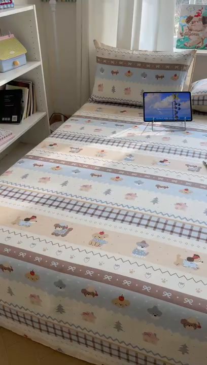 91家纺网 家纺一手货源 找家纺 六巷胡同 2026新款40支全棉13070INS卡通全棉单品床单 费尔岛狗狗