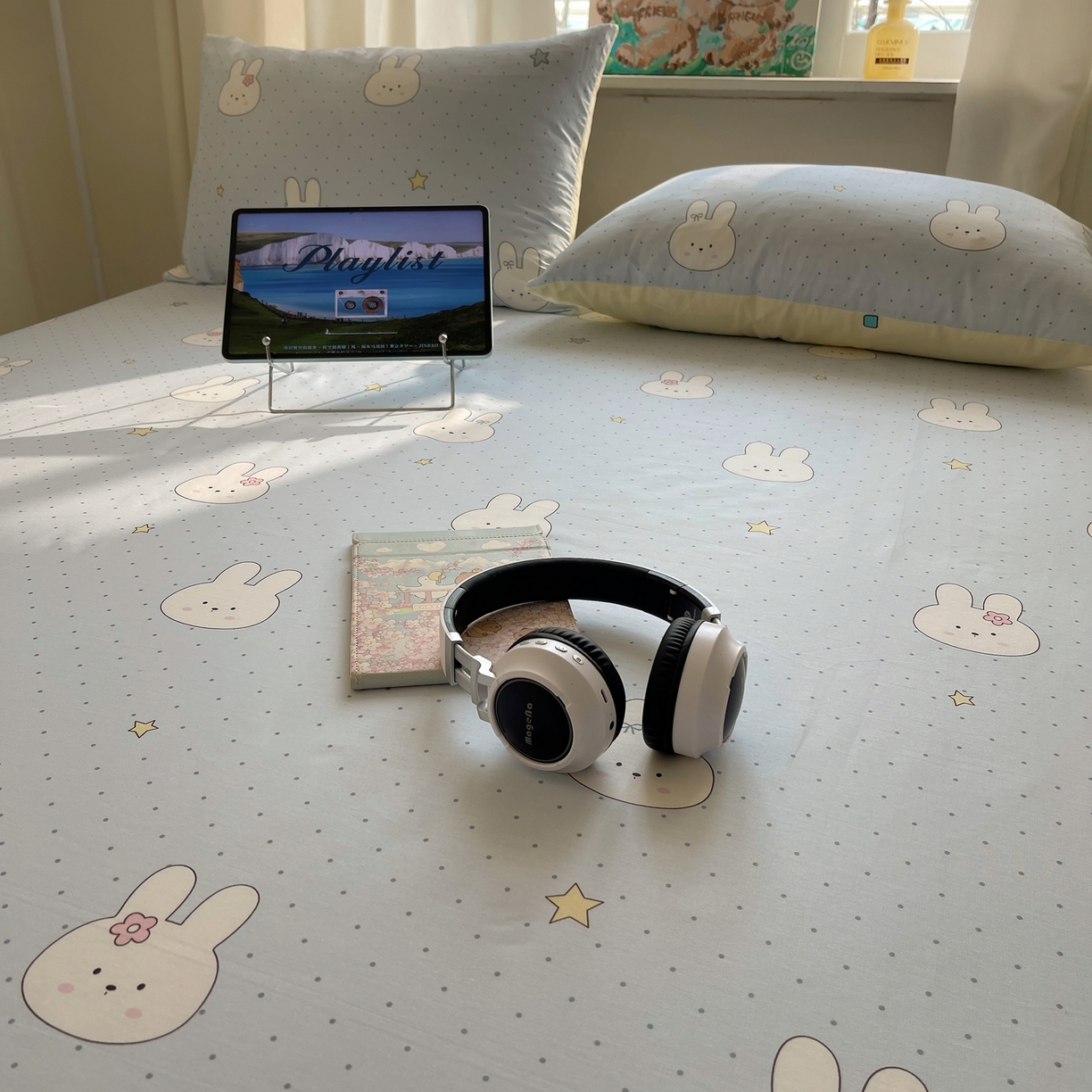 91家纺网 家纺一手货源 找家纺 六巷胡同 2026新款40支全棉13070INS卡通全棉单品床单 蓝调波点兔