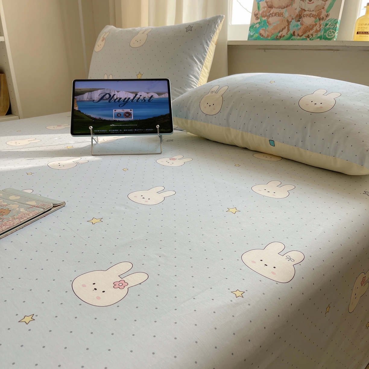 91家纺网 家纺一手货源 找家纺 六巷胡同 2026新款40支全棉13070INS卡通全棉单品床单 蓝调波点兔