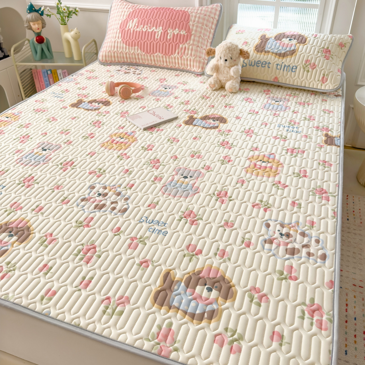 摩妮卡 2026新款数码大版小清新乳胶凉席床席款三件套-场景一 萌犬花海