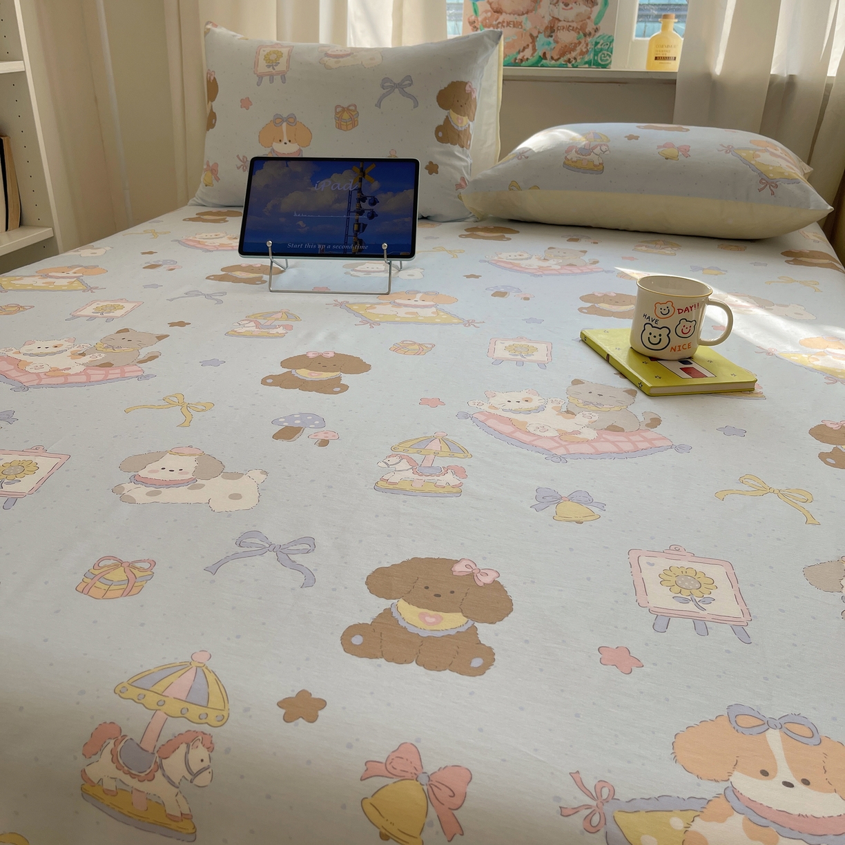 91家纺网 家纺一手货源 找家纺 六巷胡同 2026新款40支全棉13070INS卡通全棉单品床单 猫狗游园会