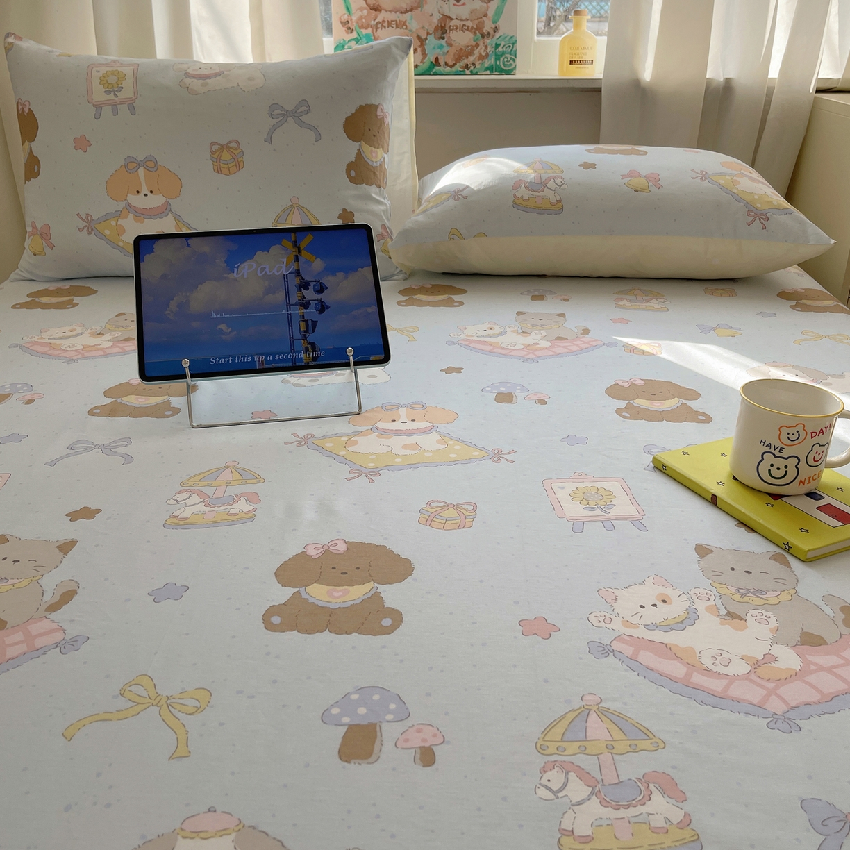 91家纺网 家纺一手货源 找家纺 六巷胡同 2026新款40支全棉13070INS卡通全棉单品床单 猫狗游园会