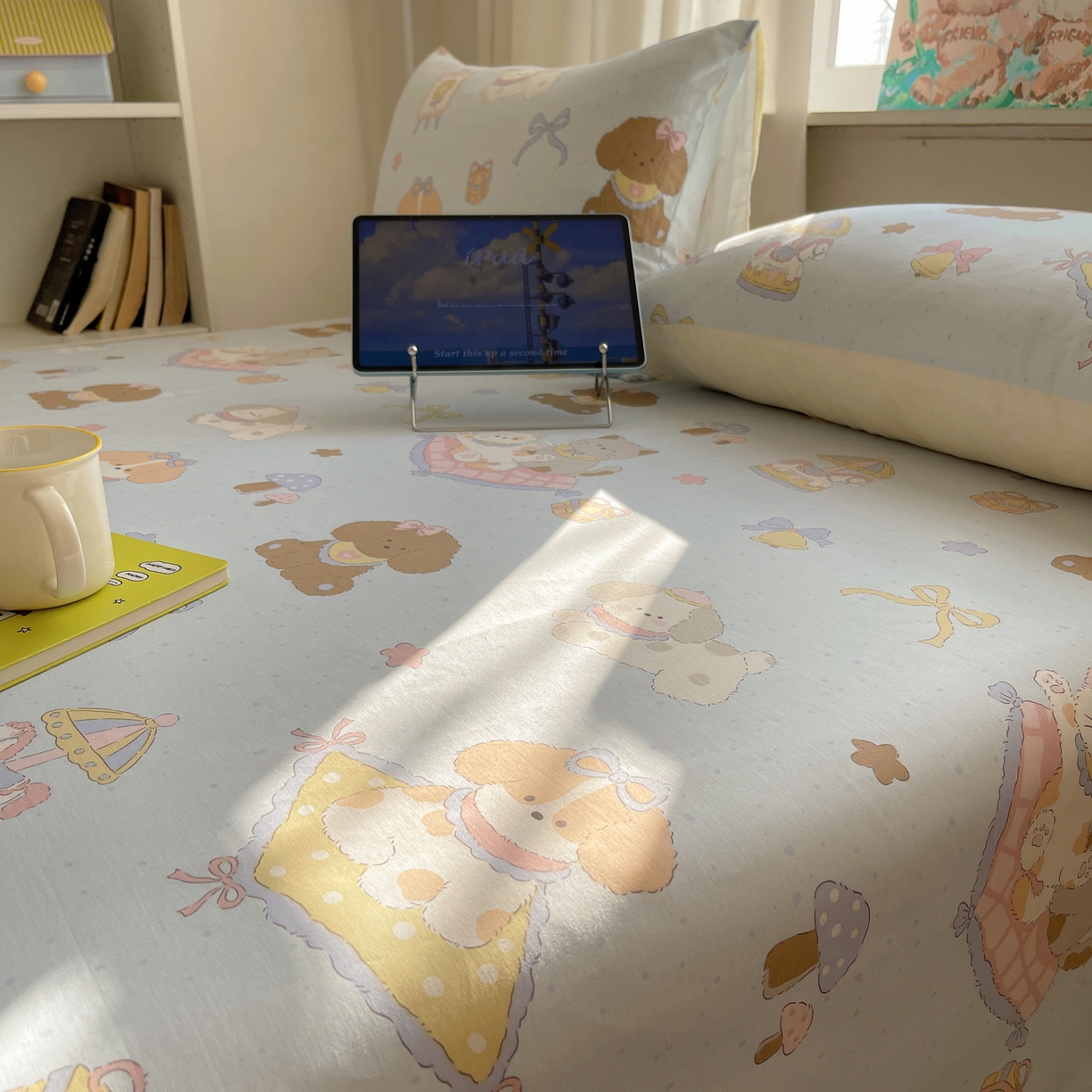 91家纺网 家纺一手货源 找家纺 六巷胡同 2026新款40支全棉13070INS卡通全棉单品床单 猫狗游园会